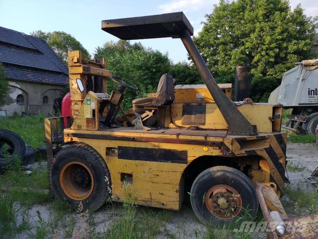 Takraf DFG6302 Dyzeliniai krautuvai