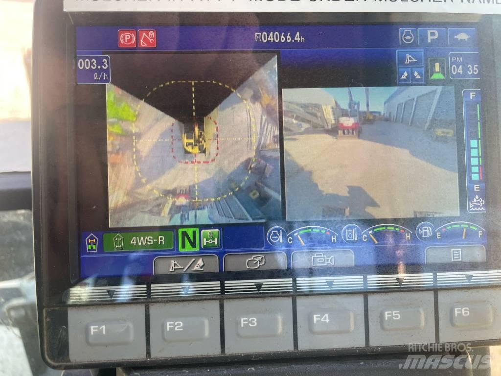 Komatsu PW118-11 Ratiniai ekskavatoriai
