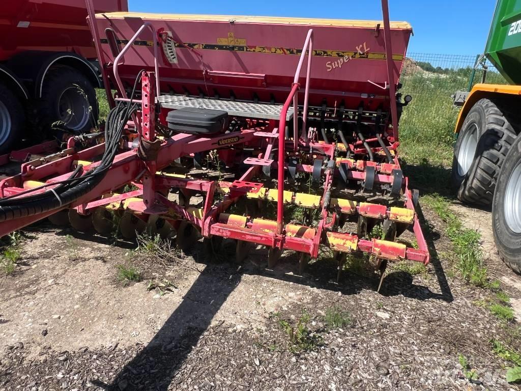 Väderstad Rapid400C Sėjamieji kombainai