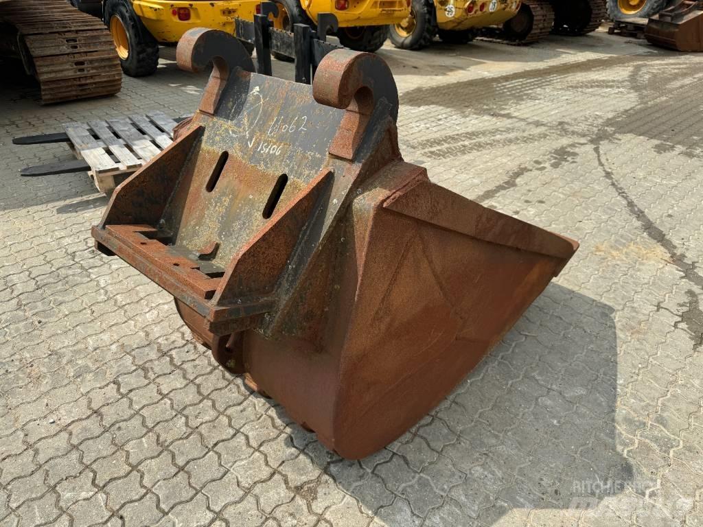  used Bucket Kaušai
