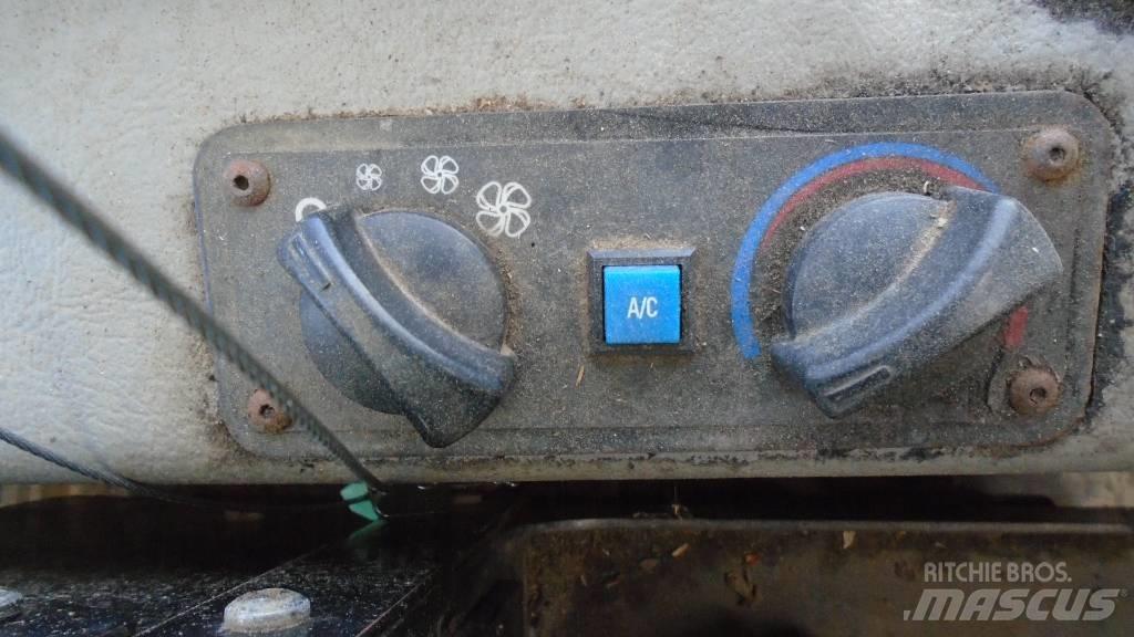 CAT 553 C Miško pjovimo technika