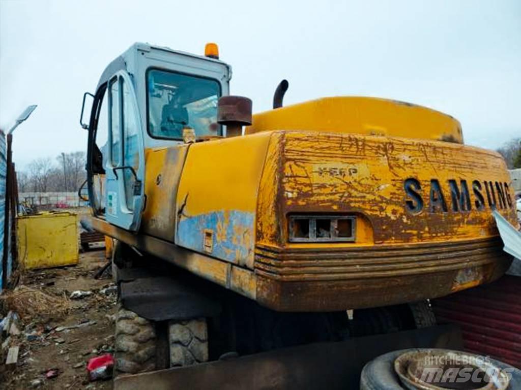 Samsung SE 210 Vikšriniai ekskavatoriai