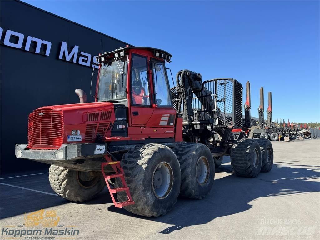Komatsu 895 Naudoti miškovežiai (Forvarderiai)