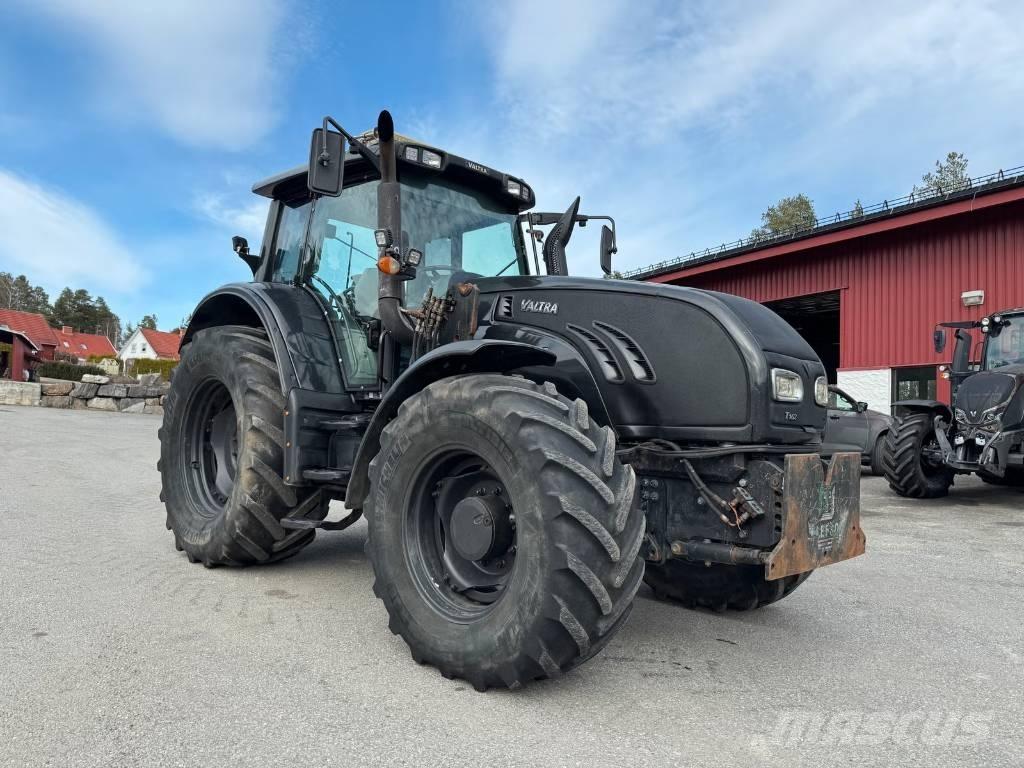 Valtra T 162 Traktoriai