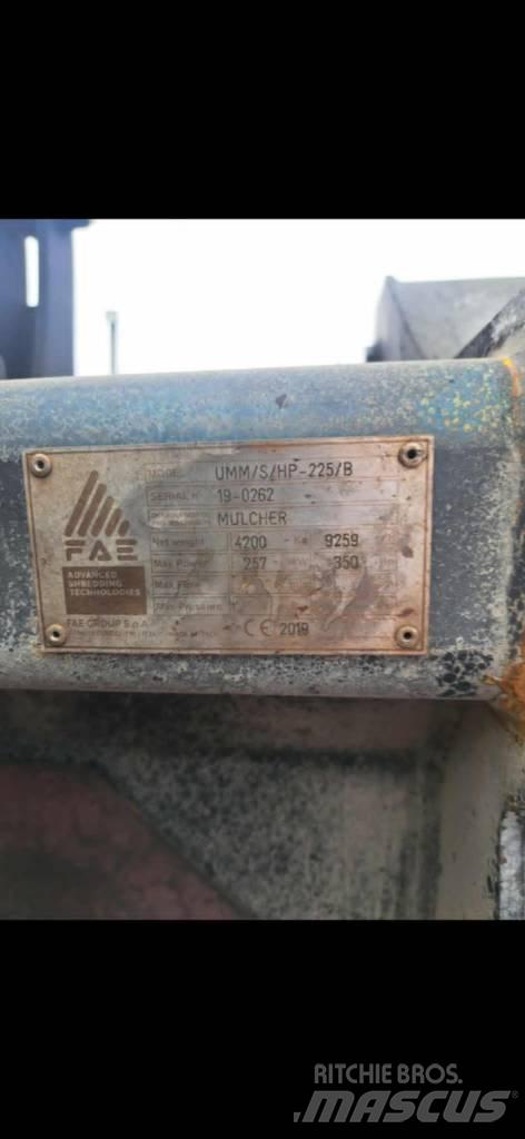 FAE UMM/S/HP- 225 Miško technika - Kita