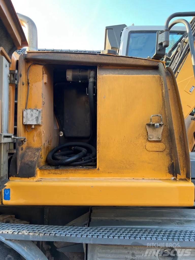 Liebherr A314 Ratiniai ekskavatoriai