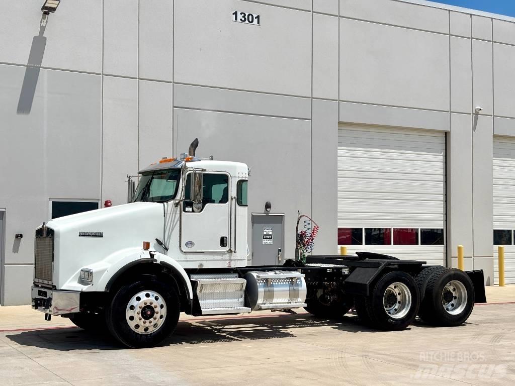 Kenworth T 800 Naudoti vilkikai
