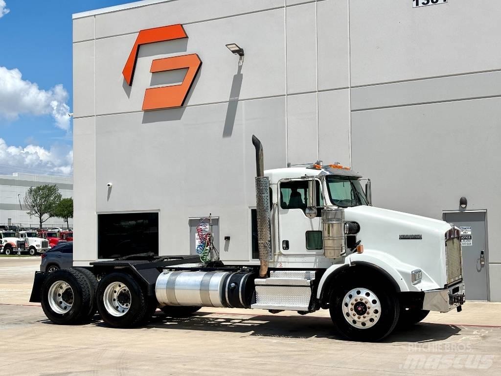 Kenworth T 800 Naudoti vilkikai