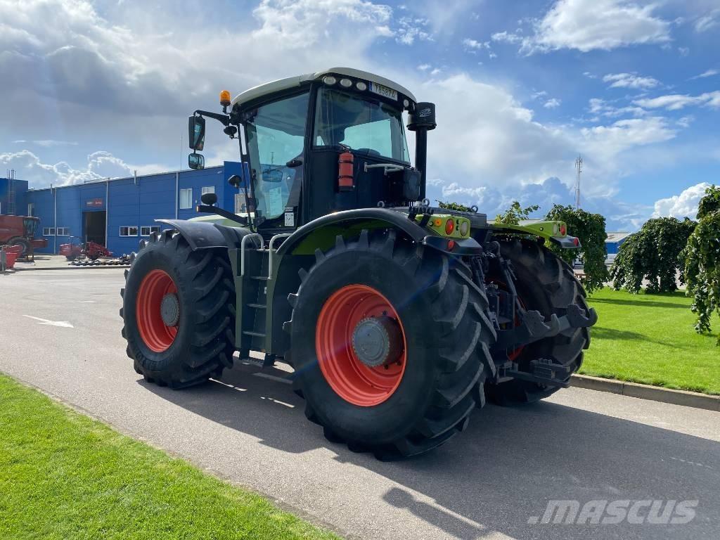 CLAAS Xerion 3800 Traktoriai