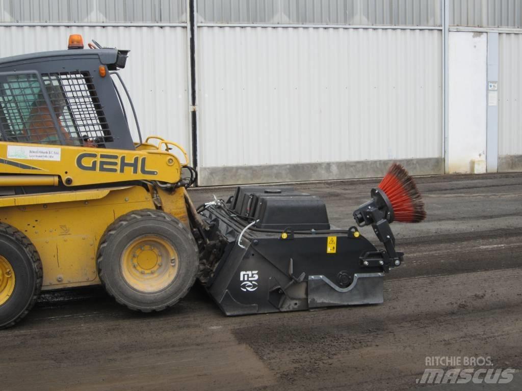 M3 Sweeper Bucket HD Aplinkos tvarkymas - Kita
