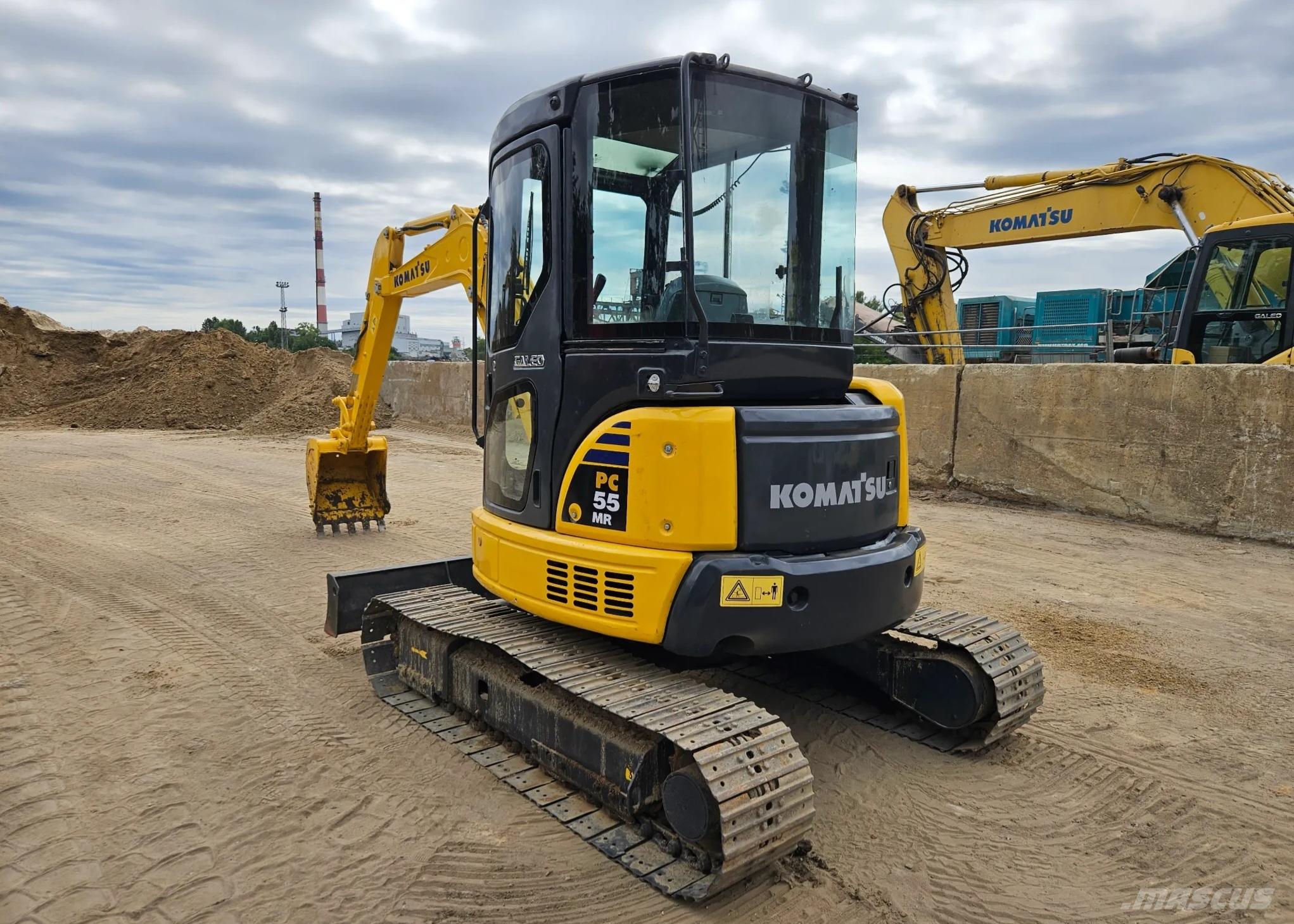 Komatsu PC55 Vikšriniai ekskavatoriai