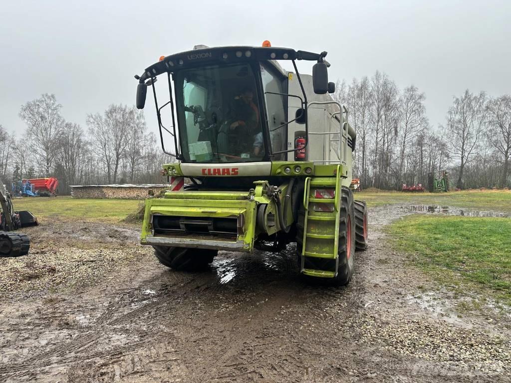 CLAAS Lexion 670 Derliaus nuėmimo kombainai