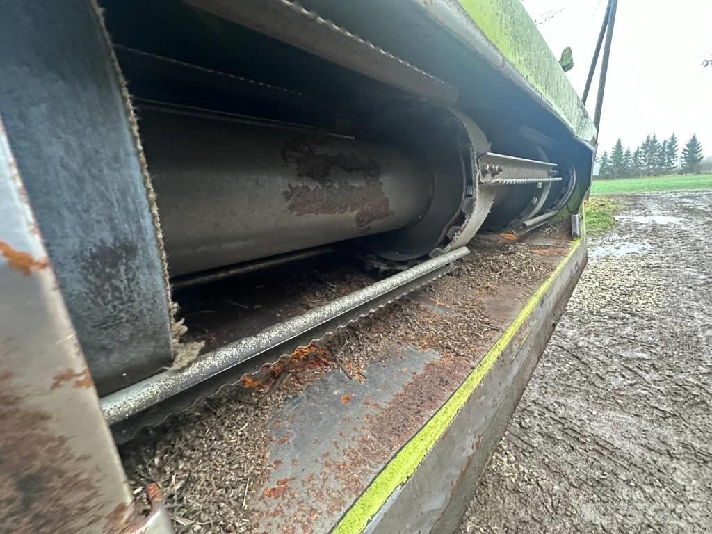 CLAAS Lexion 670 Derliaus nuėmimo kombainai