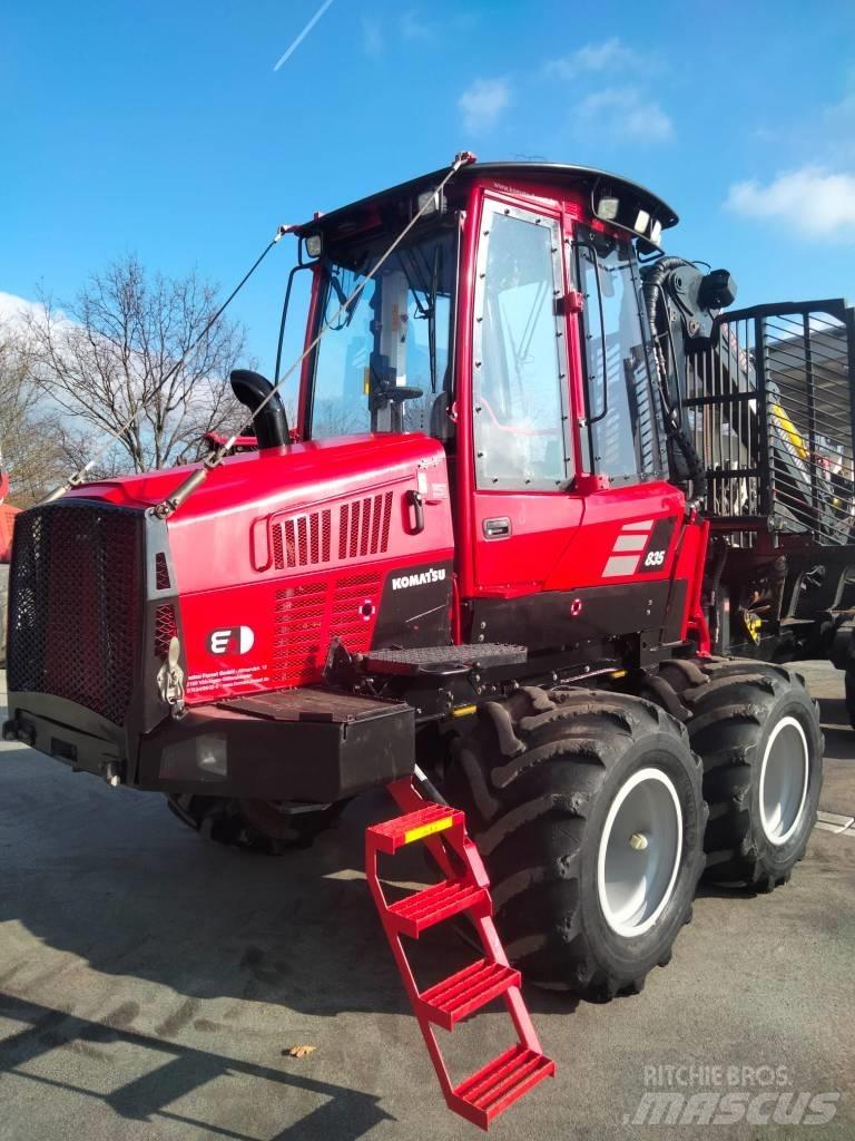 Komatsu 835 Naudoti miškovežiai (Forvarderiai)