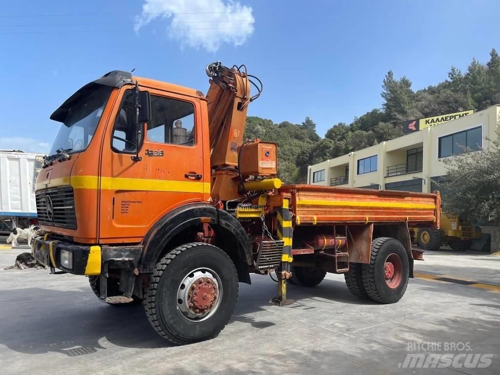 Mercedes-Benz 1626K Automobiliniai kranai