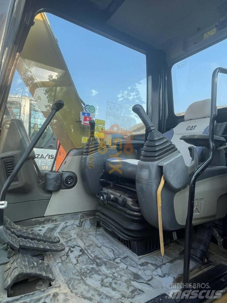 Komatsu PC 200-8 Vikšriniai ekskavatoriai