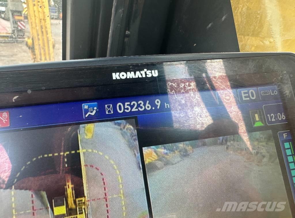 Komatsu PC 210 LC-11 Vikšriniai ekskavatoriai