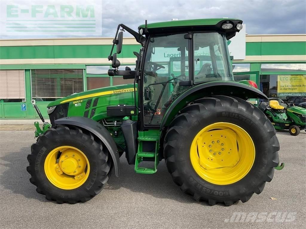 John Deere 5100R Traktoriai