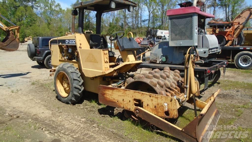 CAT CP 323 C Kombinuoti volai