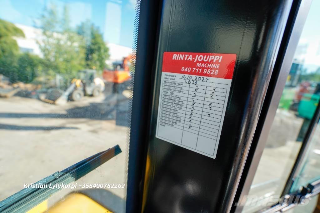 JCB 437HT Naudoti ratiniai krautuvai