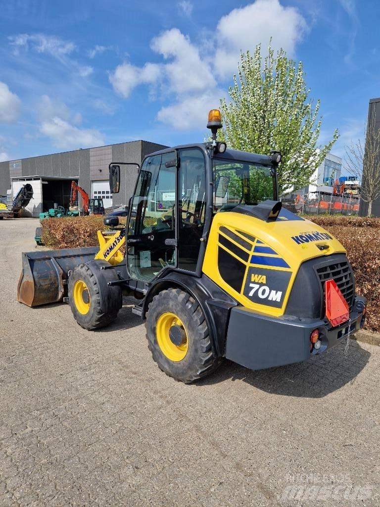 Komatsu WA70M Mini krautuvai