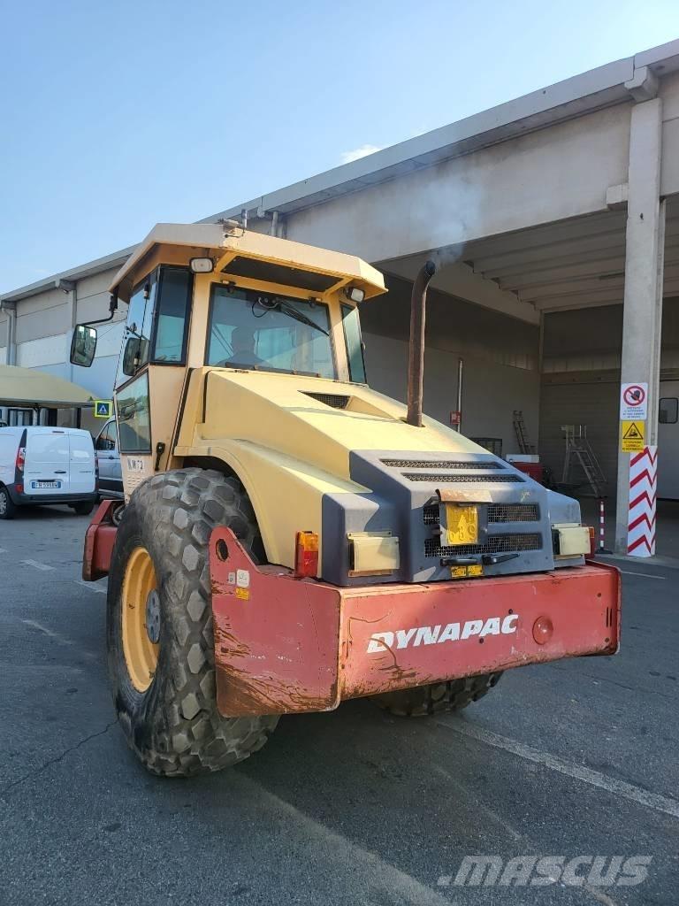Dynapac CA 302 D Vieno būgno volai