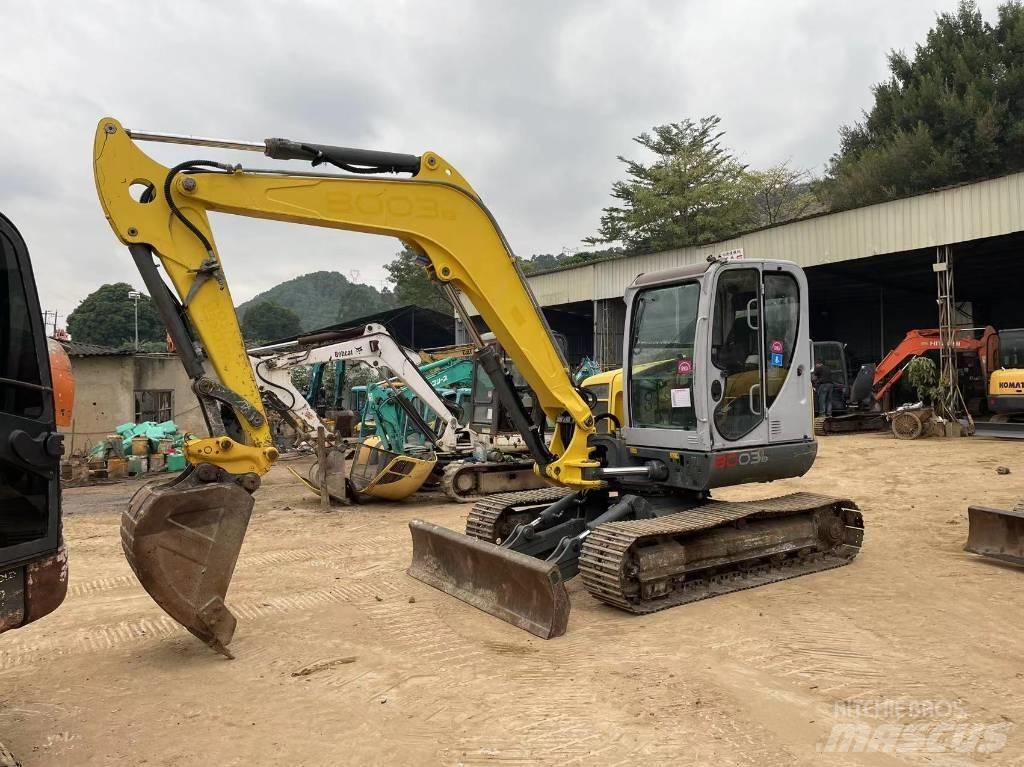 Wacker Neuson 8003 Vidutinės galios ekskavatoriai 7-12 t