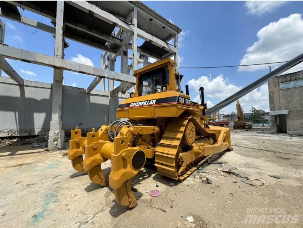 CAT D 8 R Vikšriniai buldozeriai