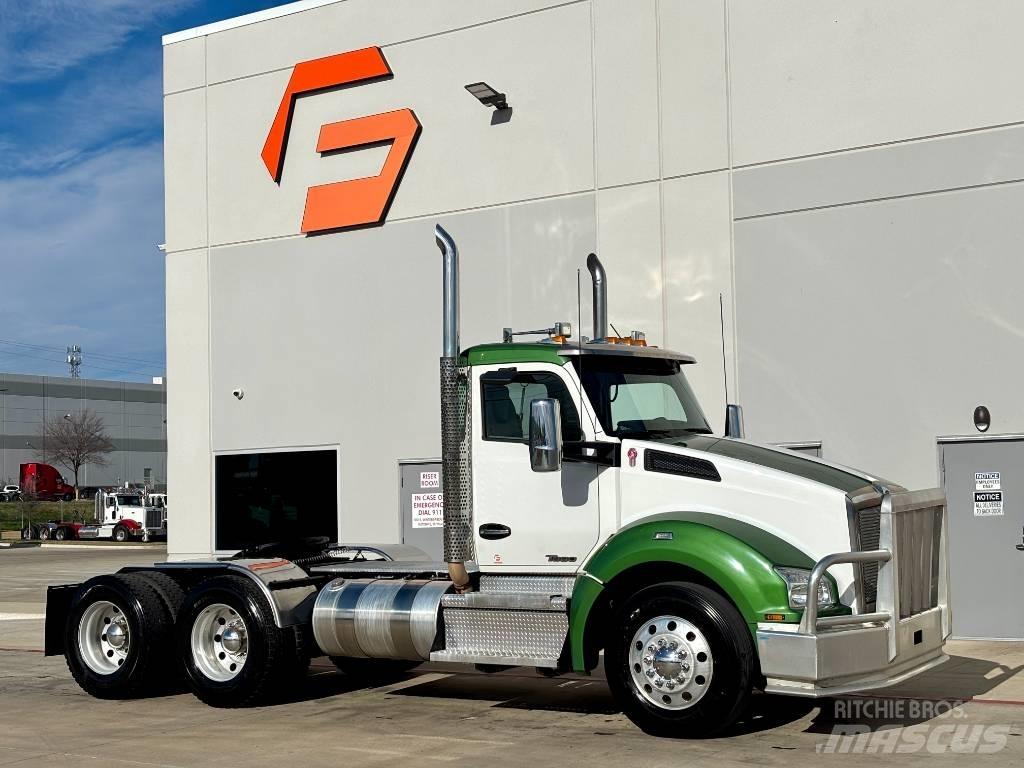 Kenworth T880 Naudoti vilkikai