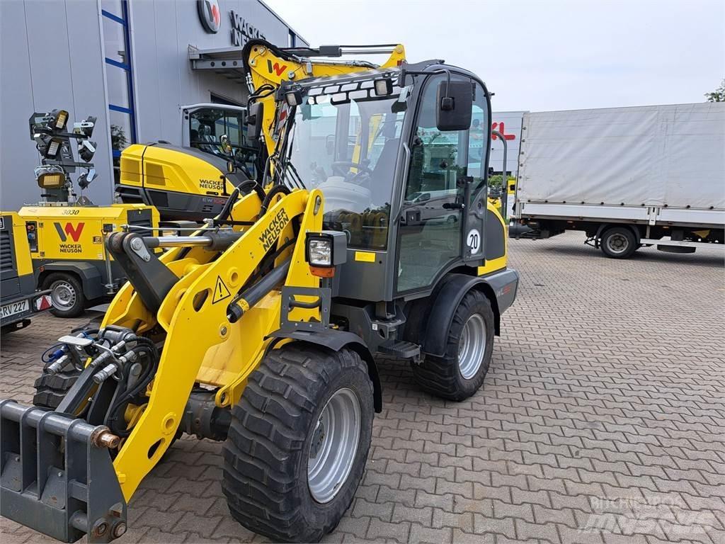 Wacker Neuson WL38 Naudoti ratiniai krautuvai