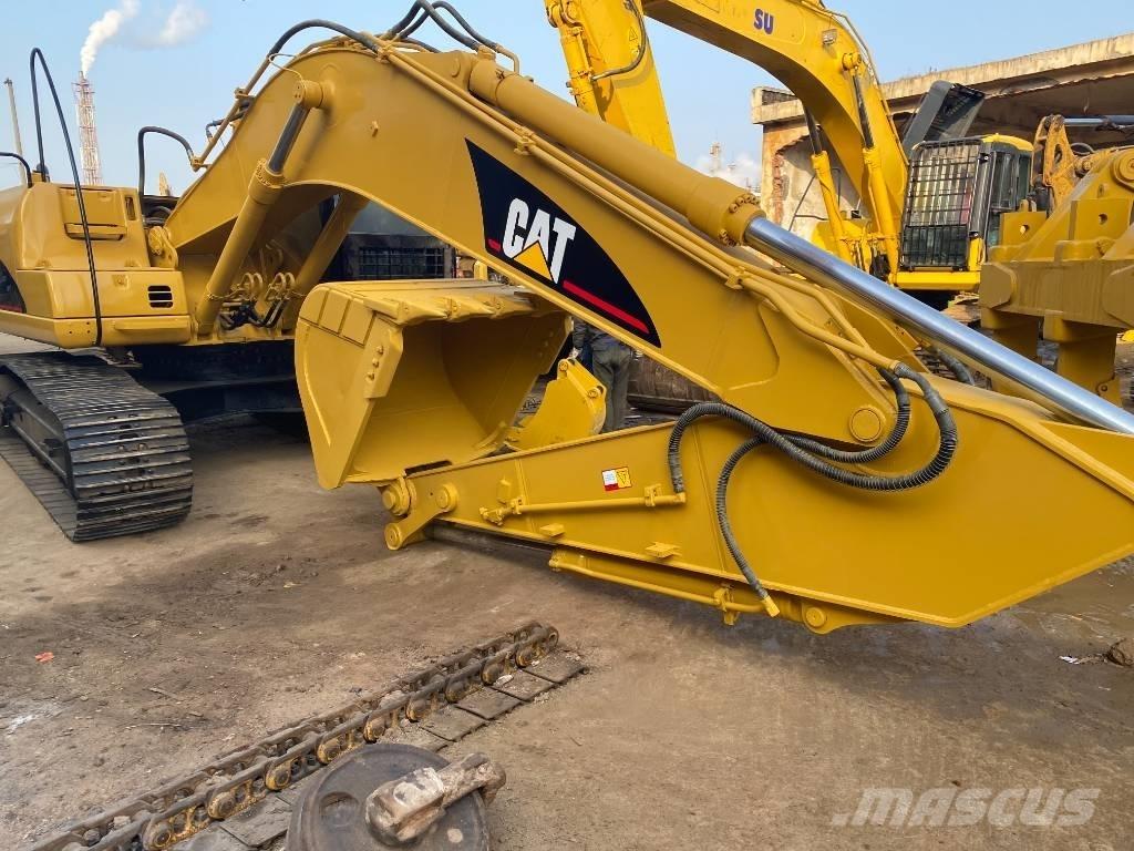 CAT 320 C Vikšriniai ekskavatoriai