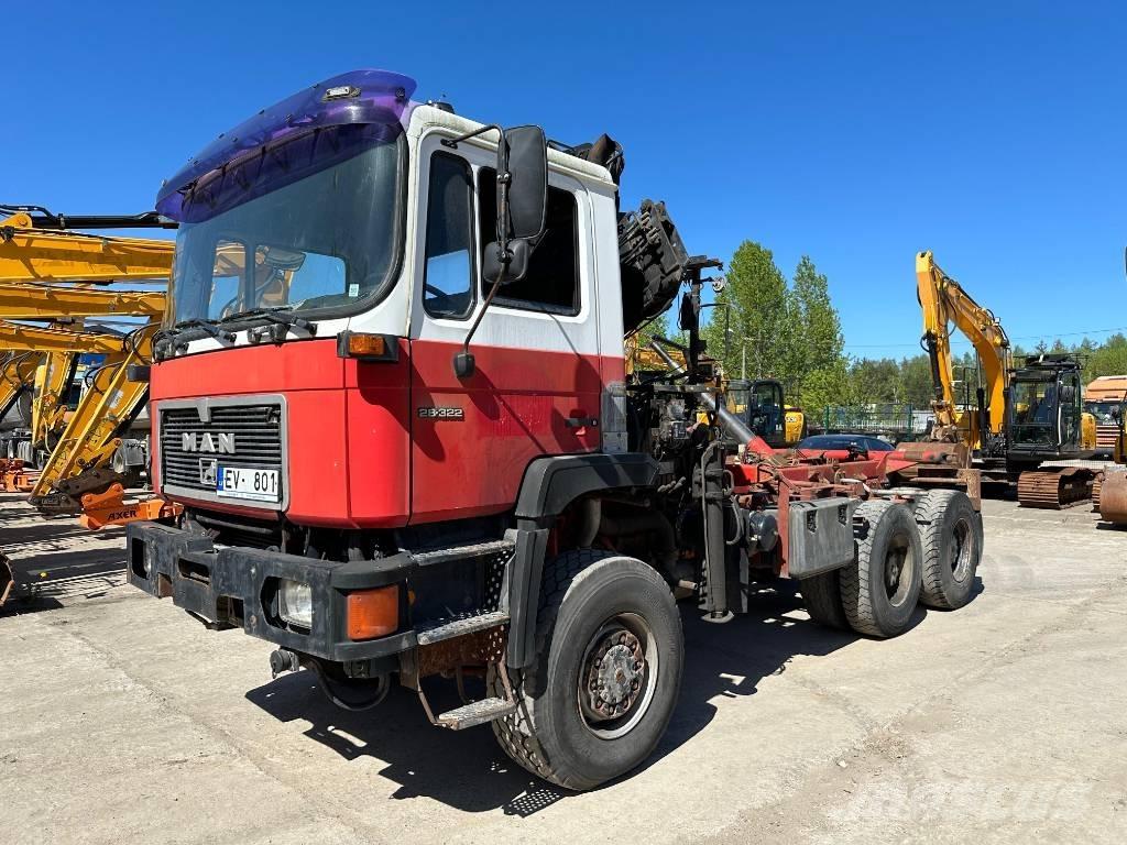 MAN 28.322 6x6 Savivarčių priekabų vilkikai