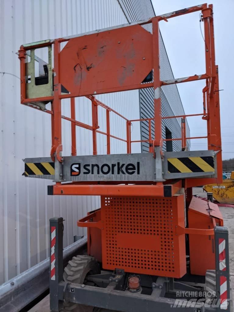 Snorkel S 3370 RT Žirkliniai keltuvai