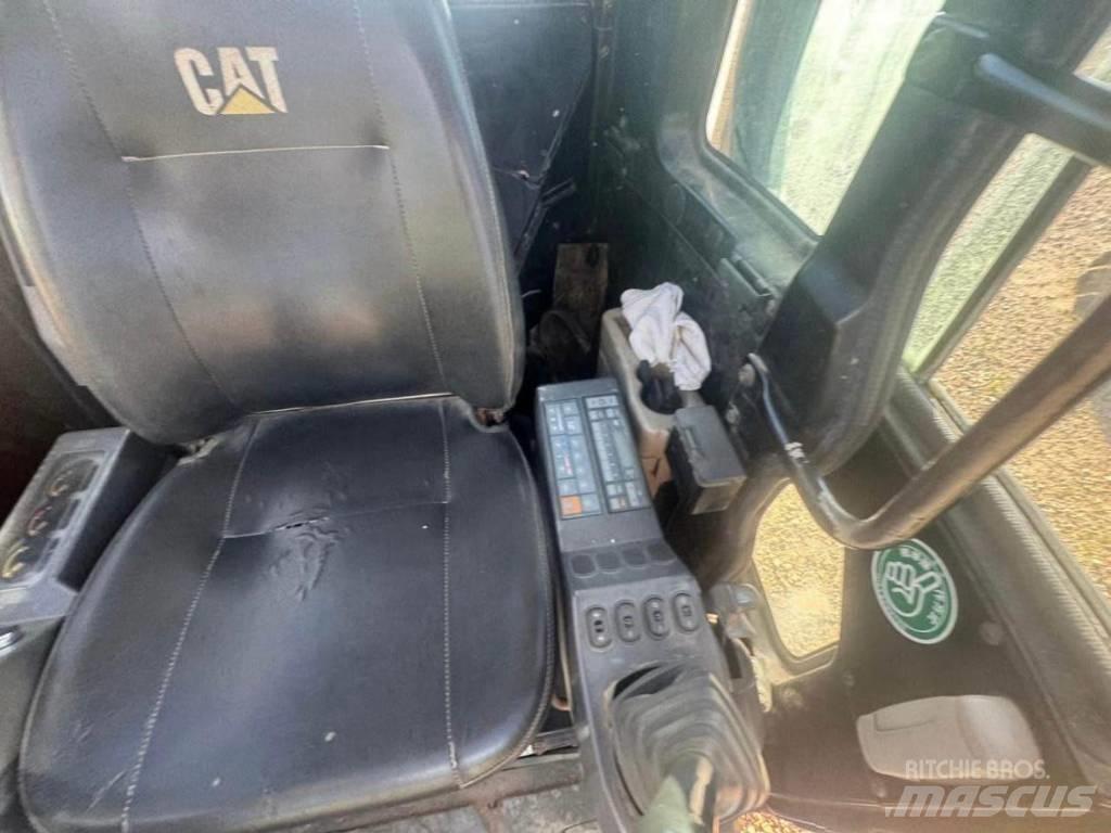 CAT 308 C SR Vikšriniai ekskavatoriai