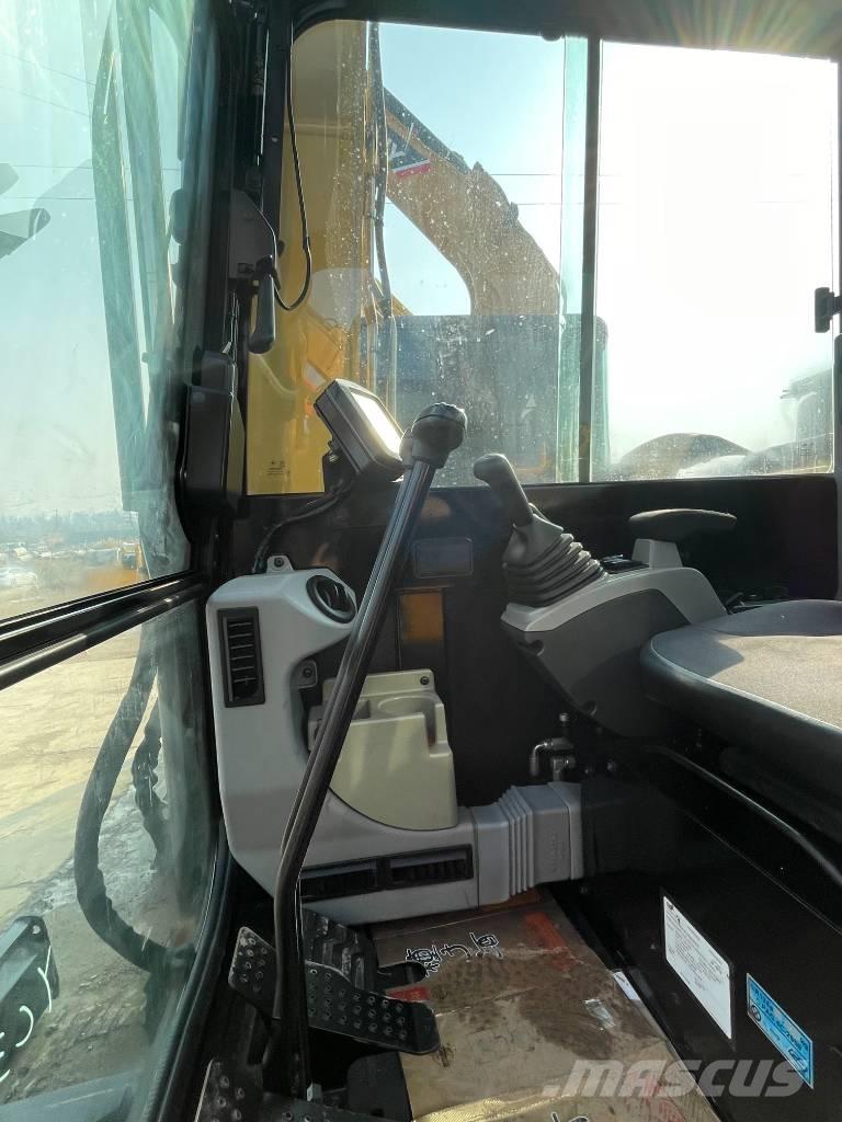 CAT 305.5E2 Vikšriniai ekskavatoriai