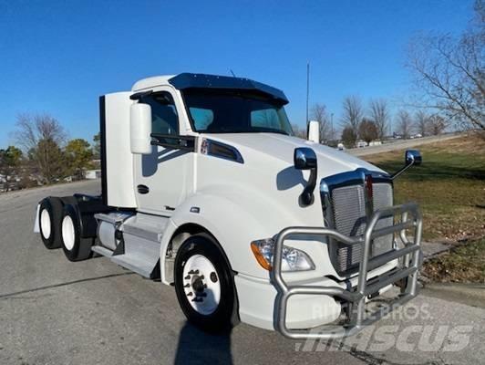 Kenworth T 680 Naudoti vilkikai