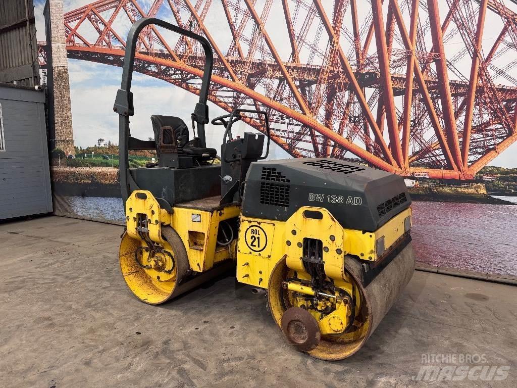 Bomag BW 138 AD Porinių būgnų volai