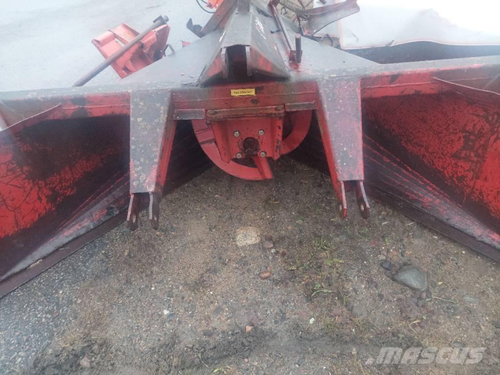 Esko 240 Sniego pūstuvai