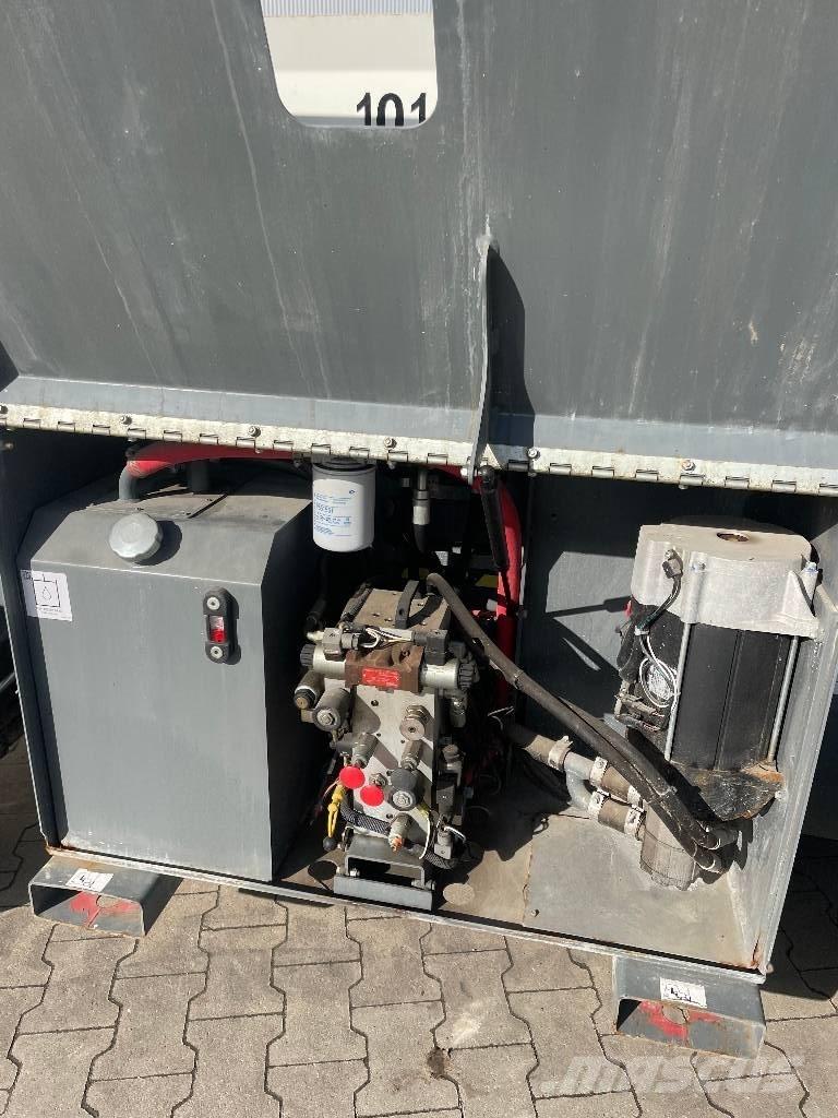 SkyJack SJ 6832 RTE Žirkliniai keltuvai