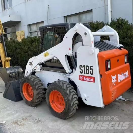Bobcat S185 Krautuvai su šoniniu pasukimu