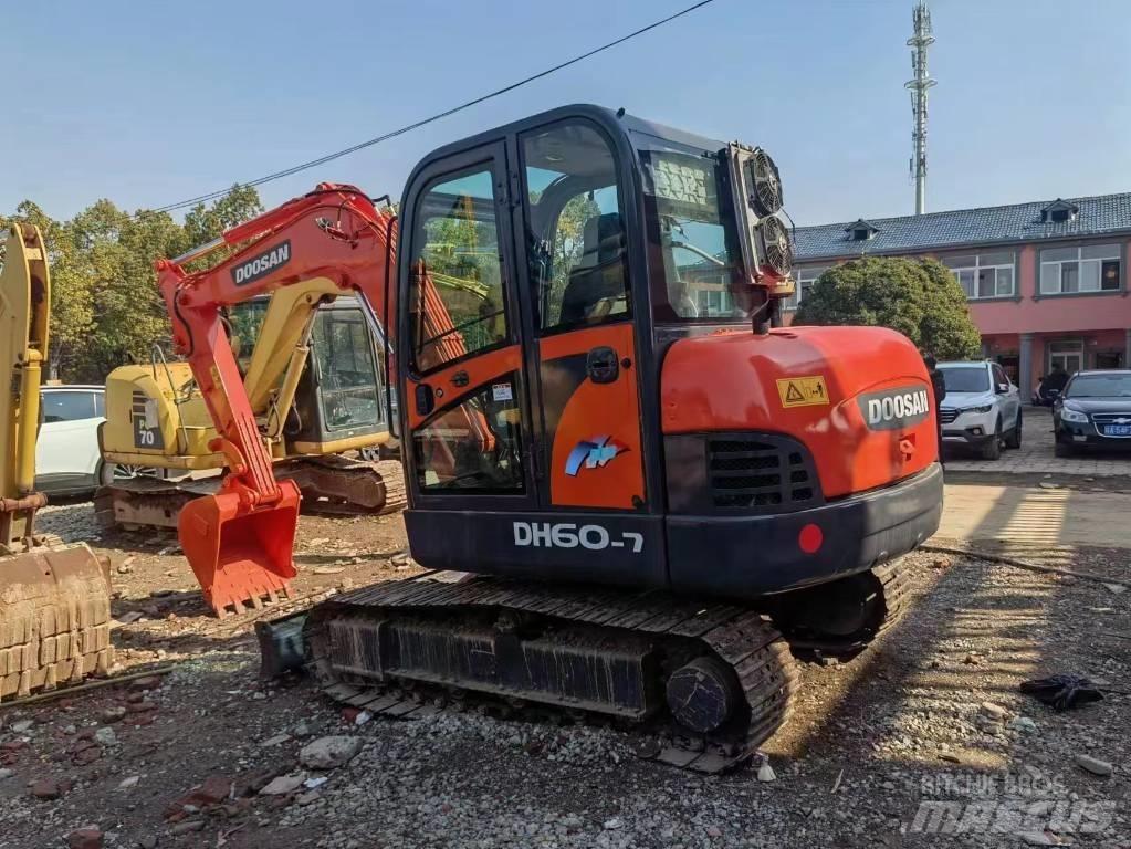 Doosan DH 60-7 Mini ekskavatoriai < 7 t
