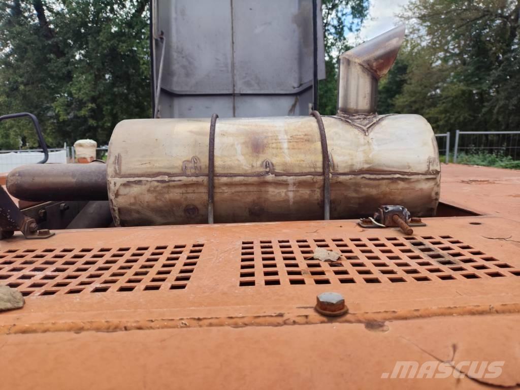 Hitachi EX 200-3 Vikšriniai ekskavatoriai