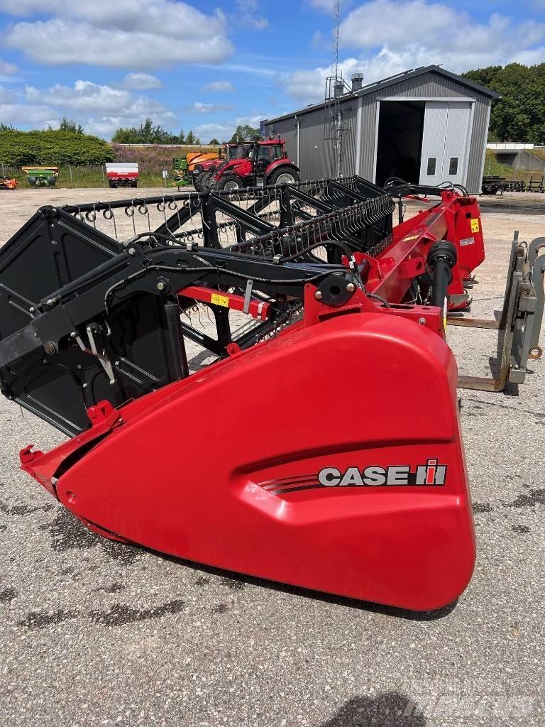 Case IH 3050 Derliaus nuėmimo kombainų galvos