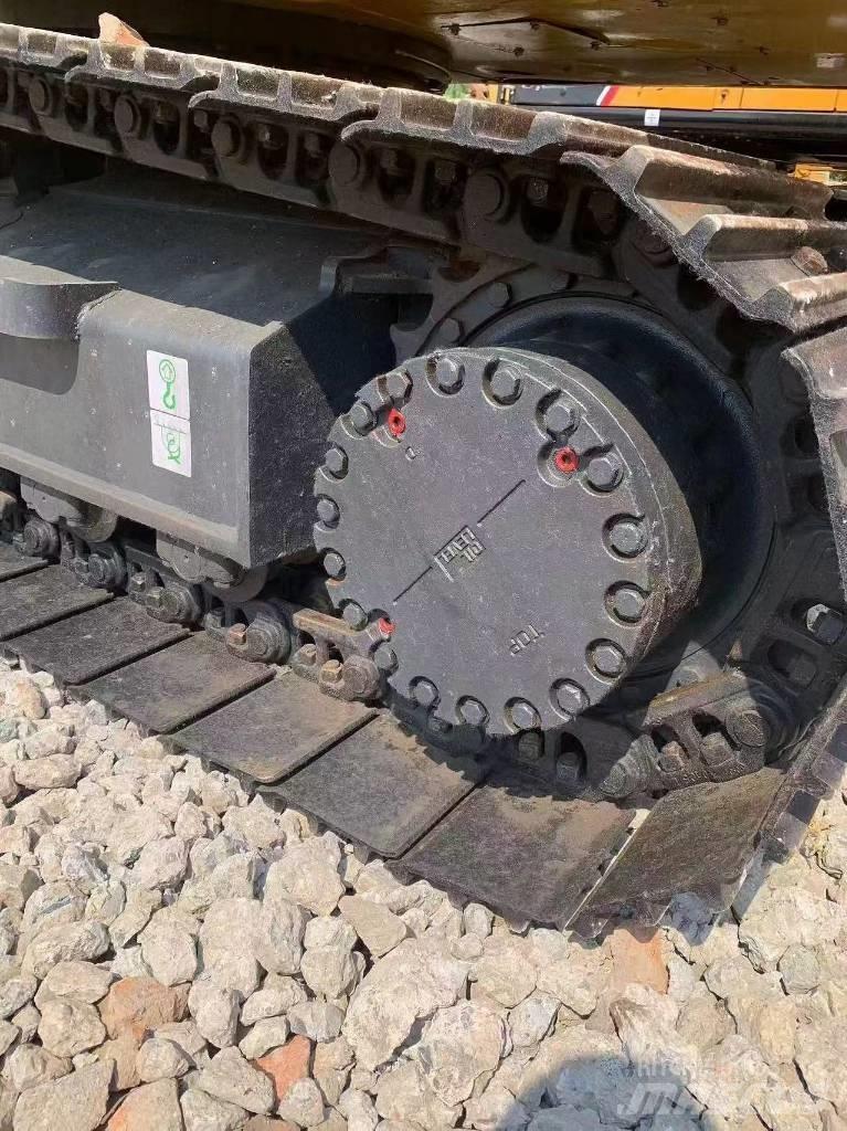 Komatsu PC 210 LC Vikšriniai ekskavatoriai