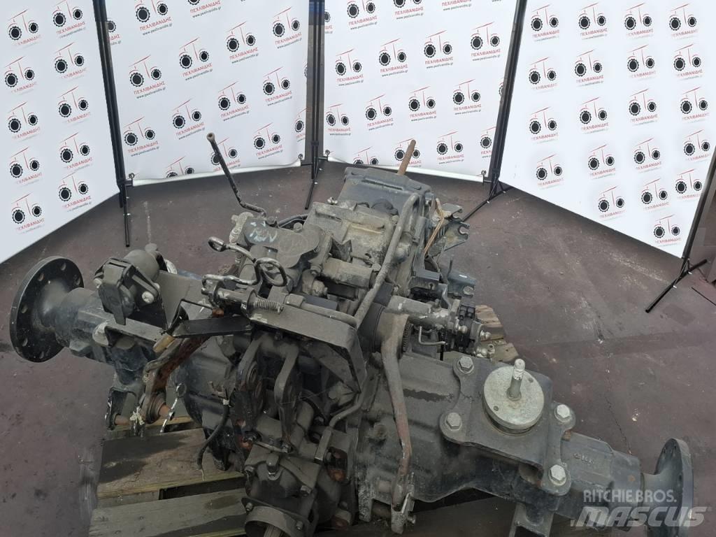 New Holland CNH Transmisijos