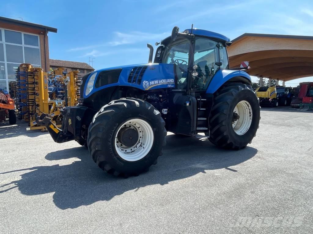 New Holland T 8.360 Traktoriai