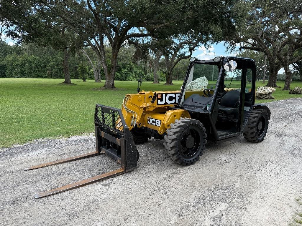 JCB 525-60 Teleskopiniai krautuvai