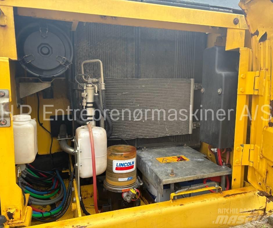 New Holland E 135 B Vikšriniai ekskavatoriai
