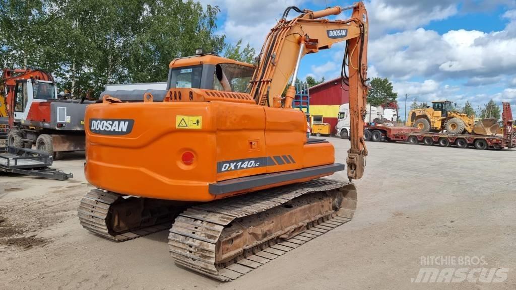 Doosan DX 140 LC-3 Vikšriniai ekskavatoriai