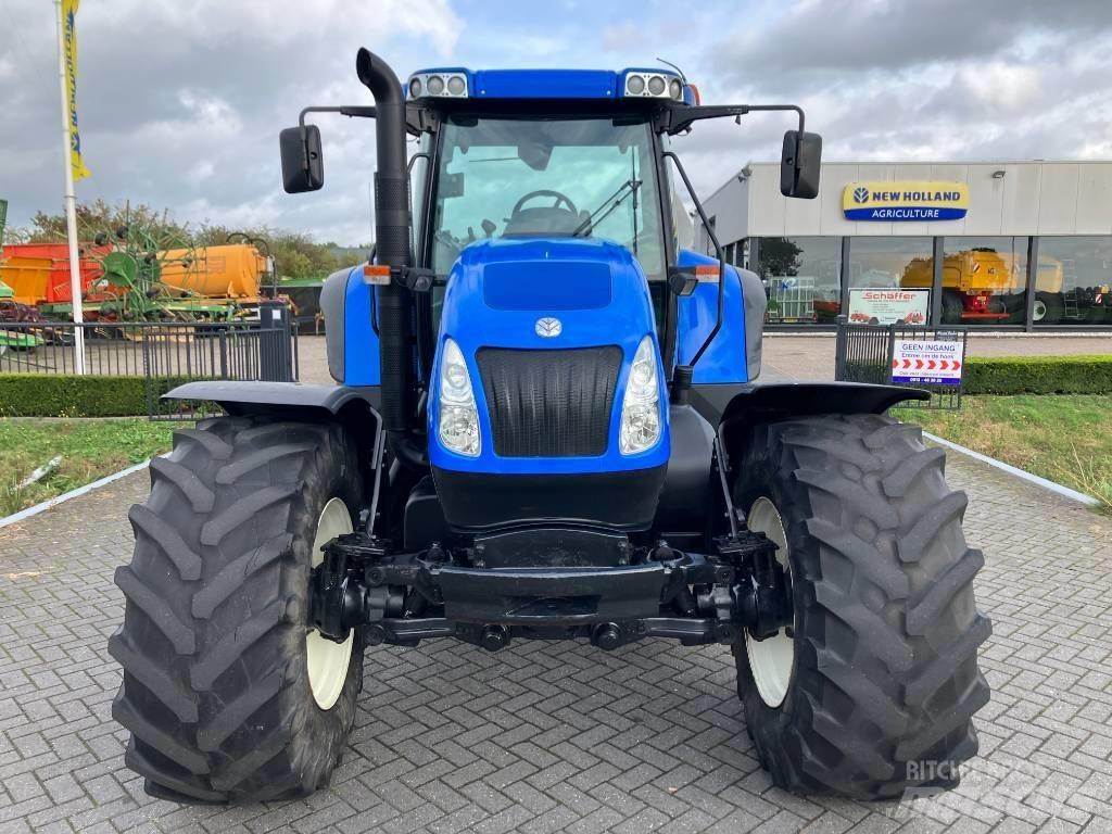 New Holland TVT 145 Traktoriai